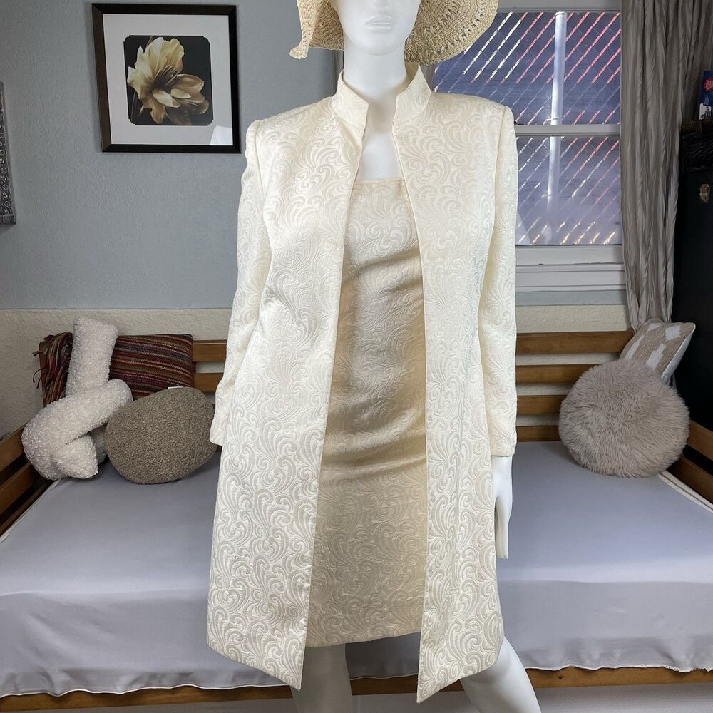 Tahari Arthur S. Levine 2 Piece Brocade Coat Dress Set Women's 12 Ivory Wedding